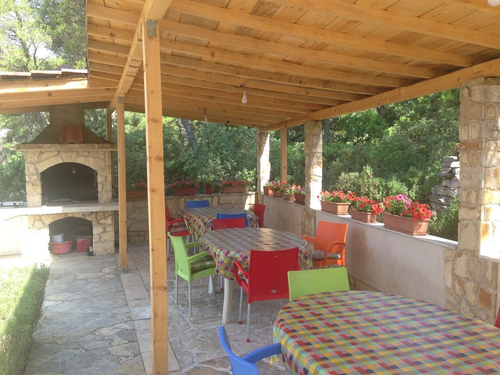 Guest House Alek Vrboska Exterior foto